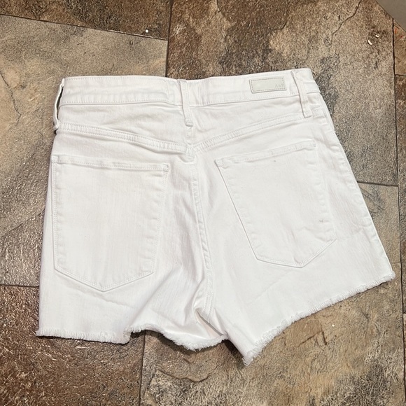 Simone high Rise shorts - Picture 3 of 3